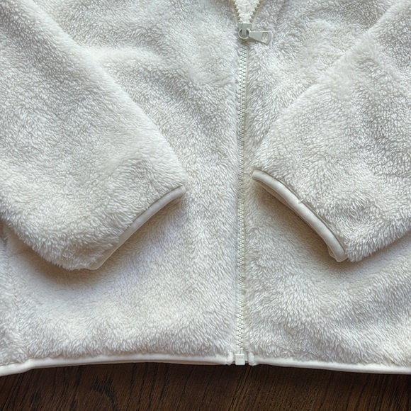 Uniqlo Cozy White Fleece Jacket - Picture 3 of 4
